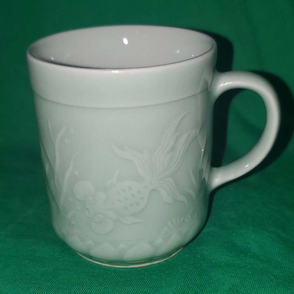 Vintage Longquan Celadon Koi Carp Fish Tea Coffee Cup 8 0z.